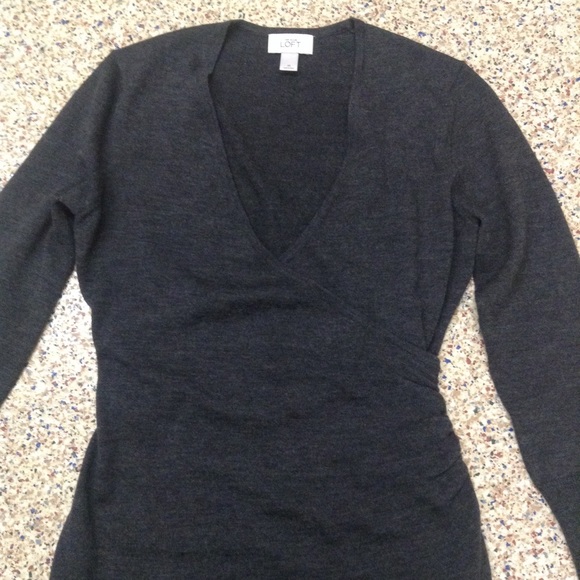 Gray merino wool wrap sweater dress Loft size M - Picture 2 of 6